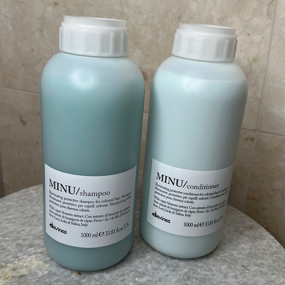 BRAND NEW DAVINES MINU DUO SET Shampoo & Conditioner w/ Pumps 1 L / 33.8 FL OZ